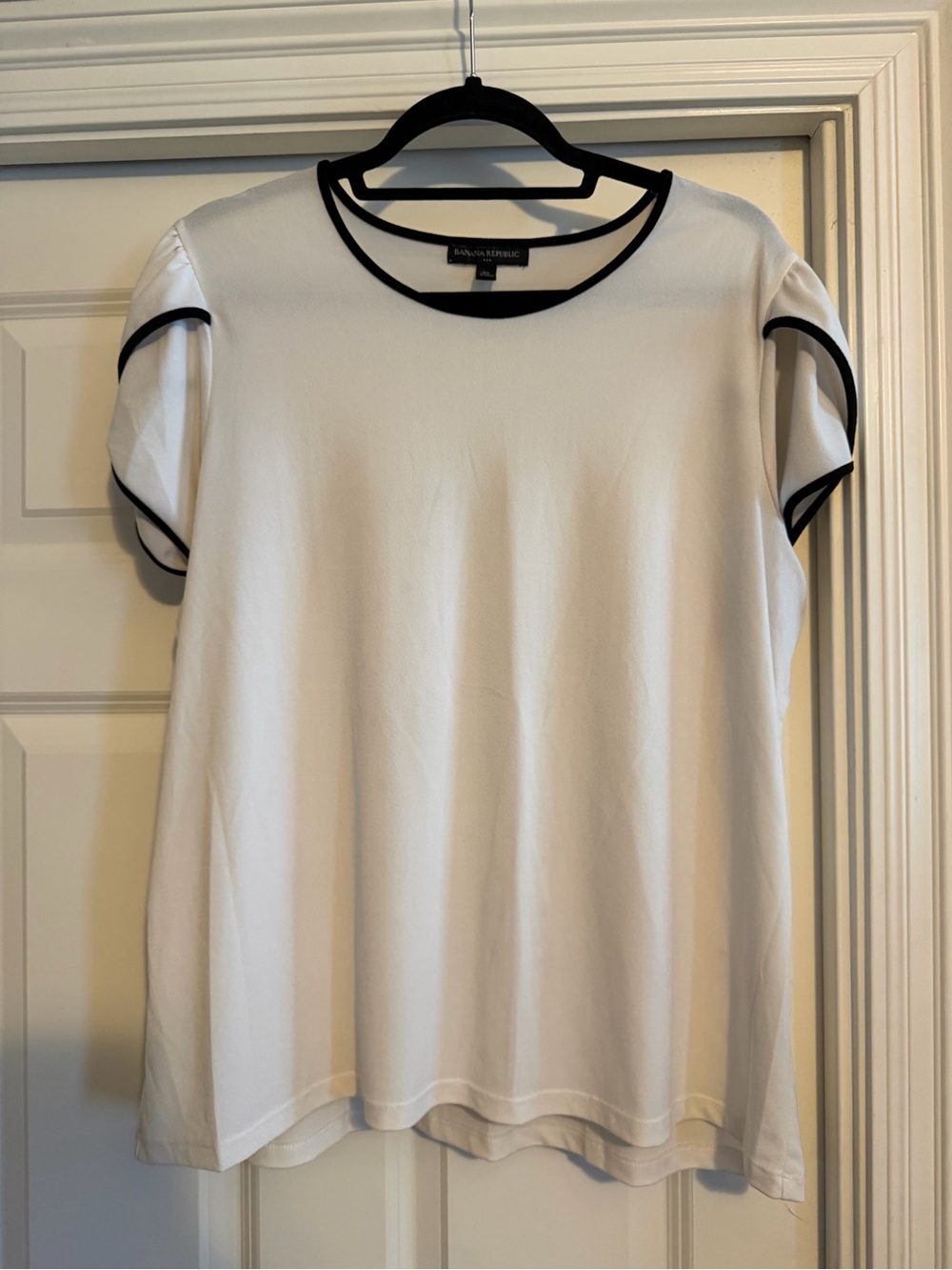 Banana Republic White Short-Sleeve Blouse with Black Piping